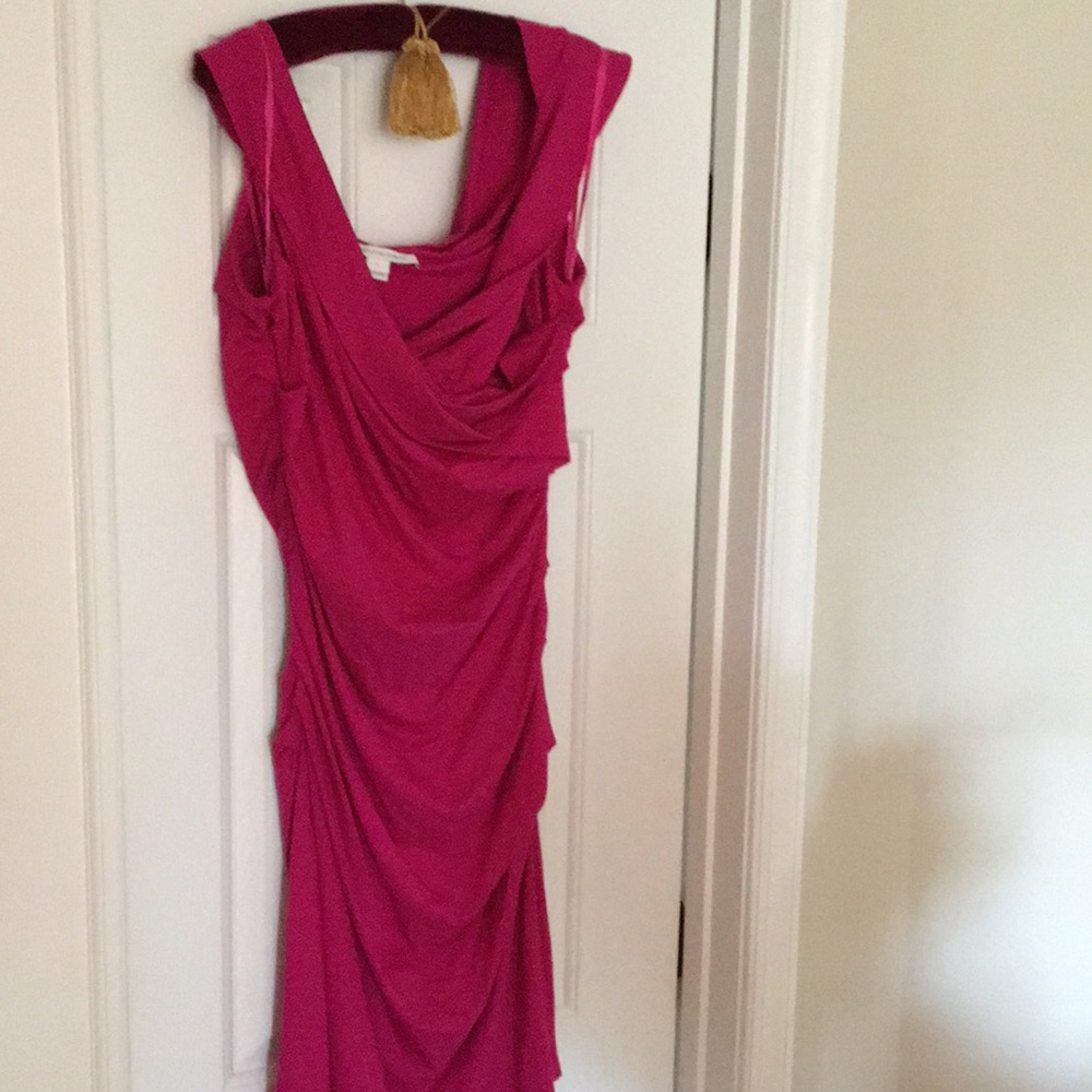 DIANE VON FURSTENBERG EUC OFF STRUCTURED SHOULDER STRETCH Ruched DRESS